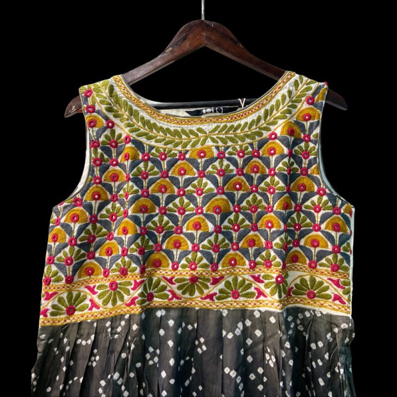 Handwork Bandhej Kurti